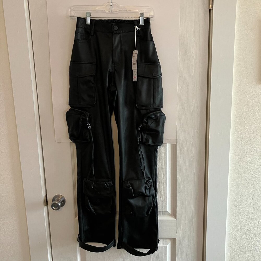 Smoke Rise Red New York Women Racing Cargo Pants Black Size X Small NWT